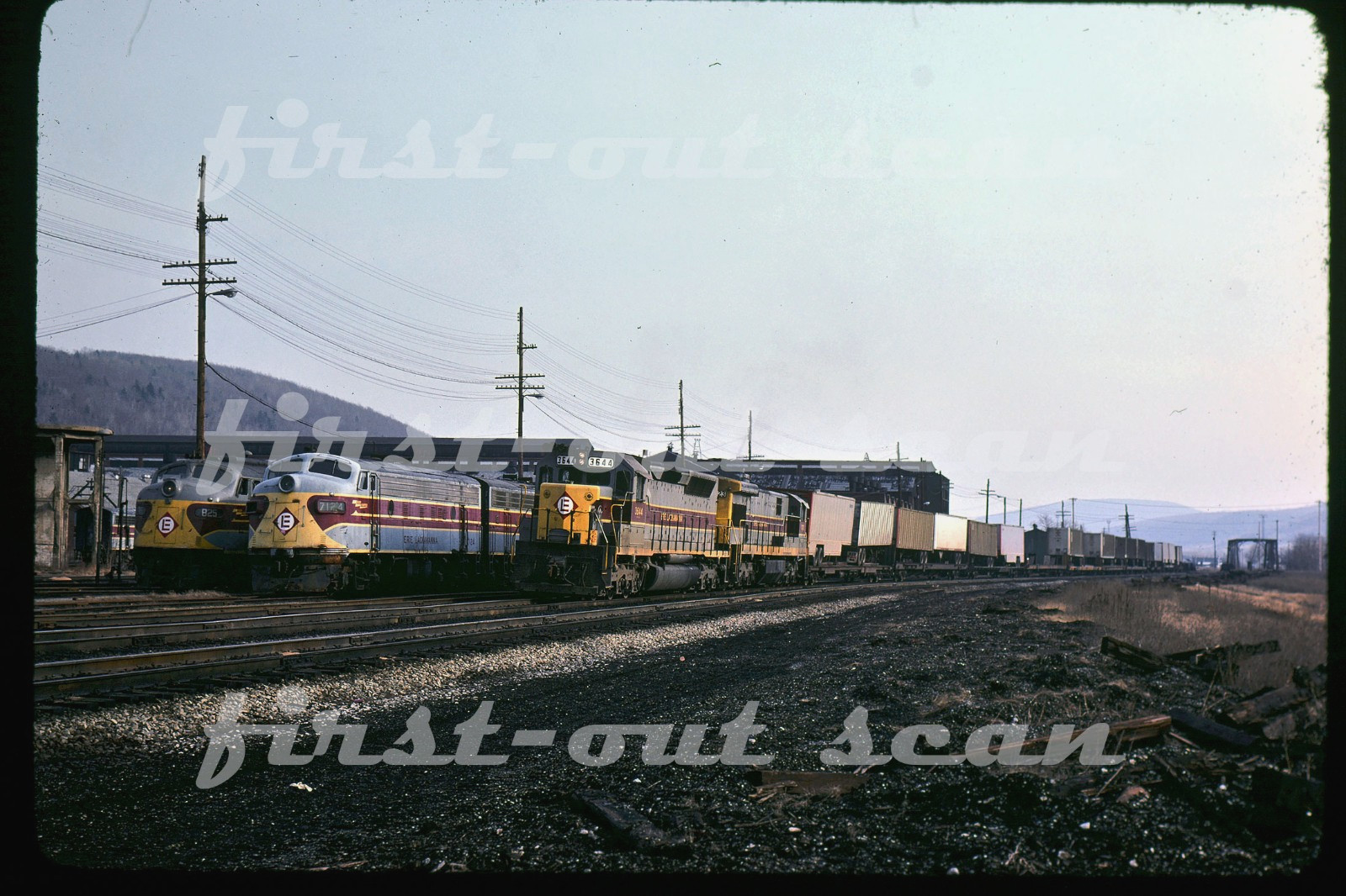 F Original Slide - Erie Lackawanna EL 3644 Action w/ CX-99 at Hornell NY 3-76