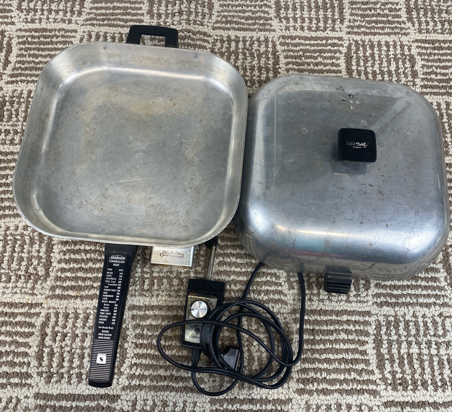 Sunbeam Model 61-PL Controlled Heat Aluminum Vtg Electric Frying Pan Skillet