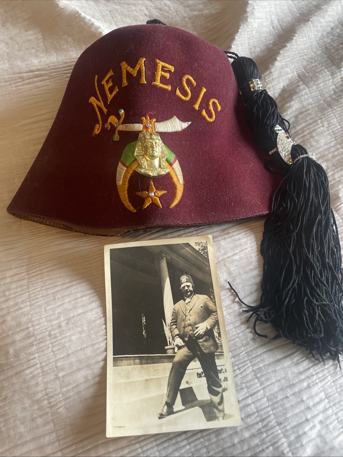 Vintage Shriners Nemesis Fez Hat w/ Tassel & 1920’s Owners Photo Masonic Shrine