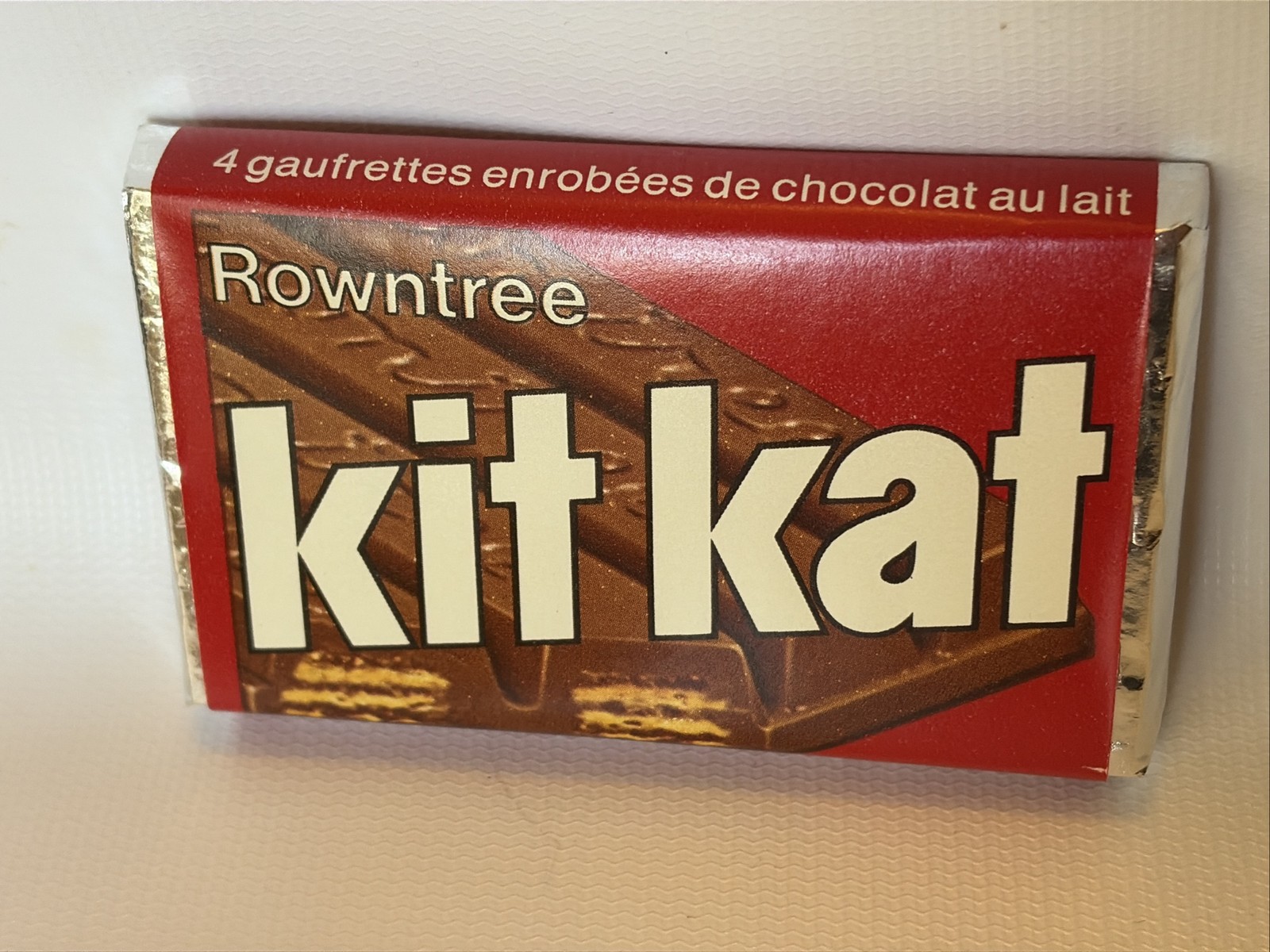 Original 1968 Vintage Rowntree’s Kit Kat Chocolate Bar Sealed Candy Bar Rare NOS Original 1968 Vintage Rowntree’s Kit Kat Chocolate Bar Sealed Candy Bar Rare NOS
