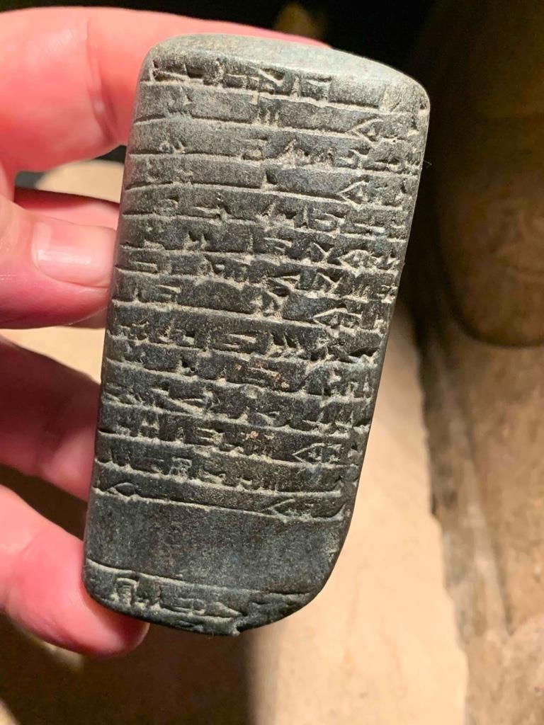 Sumerian / Babylon Cuneiform tablet - Ancient writing  Mesopotamia