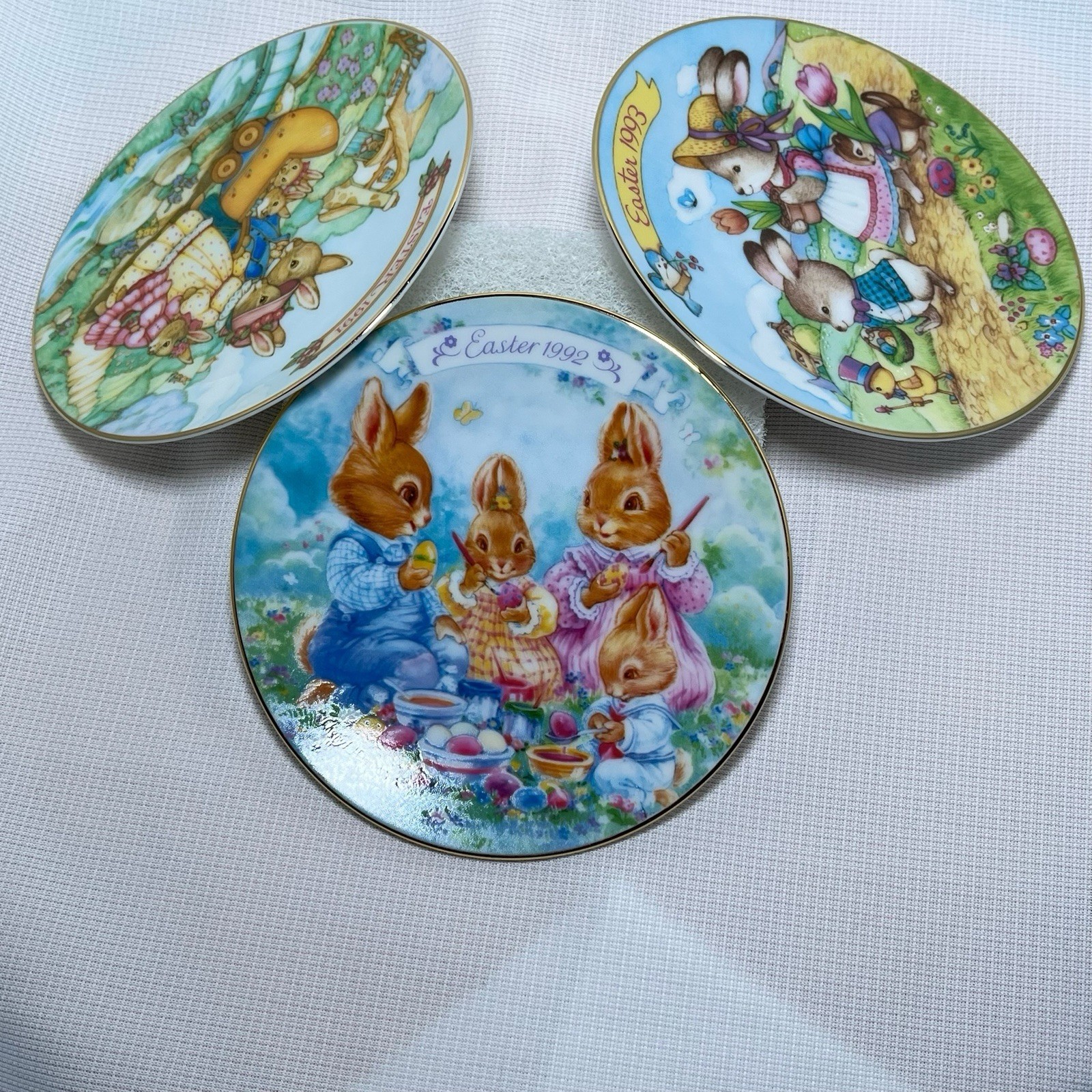 Avon Easter Collector Plates 1991 1992 1993 Porcelain 22K Gold Trim Set of 3