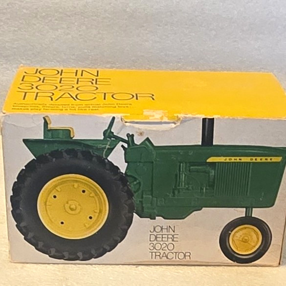 ERTL John Deere 3020 Small Rear Tire Icecream Box