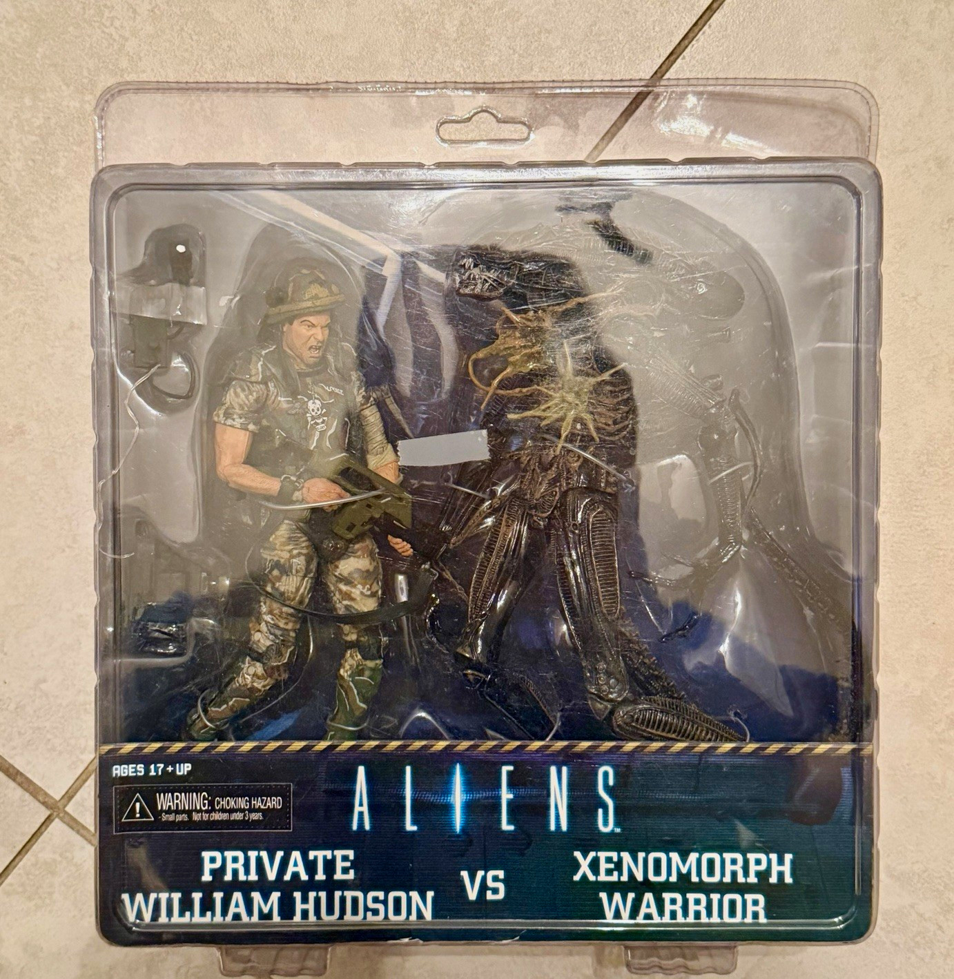 Private William Hudson Vs Xenomorph Warrior Aliens 2013 NECA Reel Toys Sealed