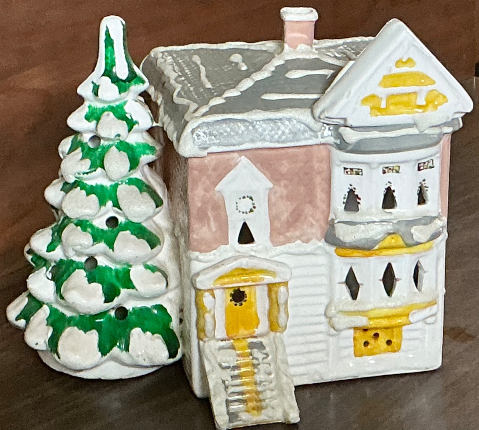 Vintage Dept 56 Snow Village Victorian House #50070 W/ Light