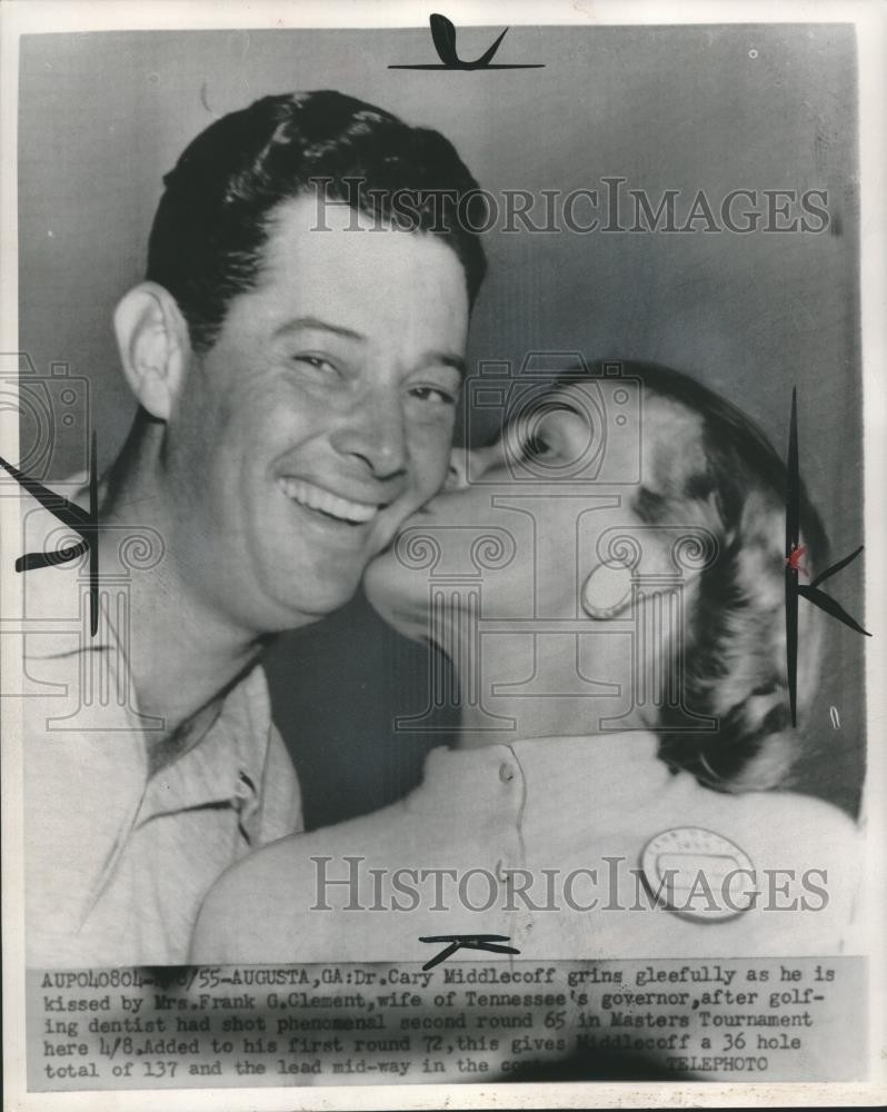 1955 Press Photo Cary Middlecoff With TN Governor\'s Wife Mrs. Frank Clement