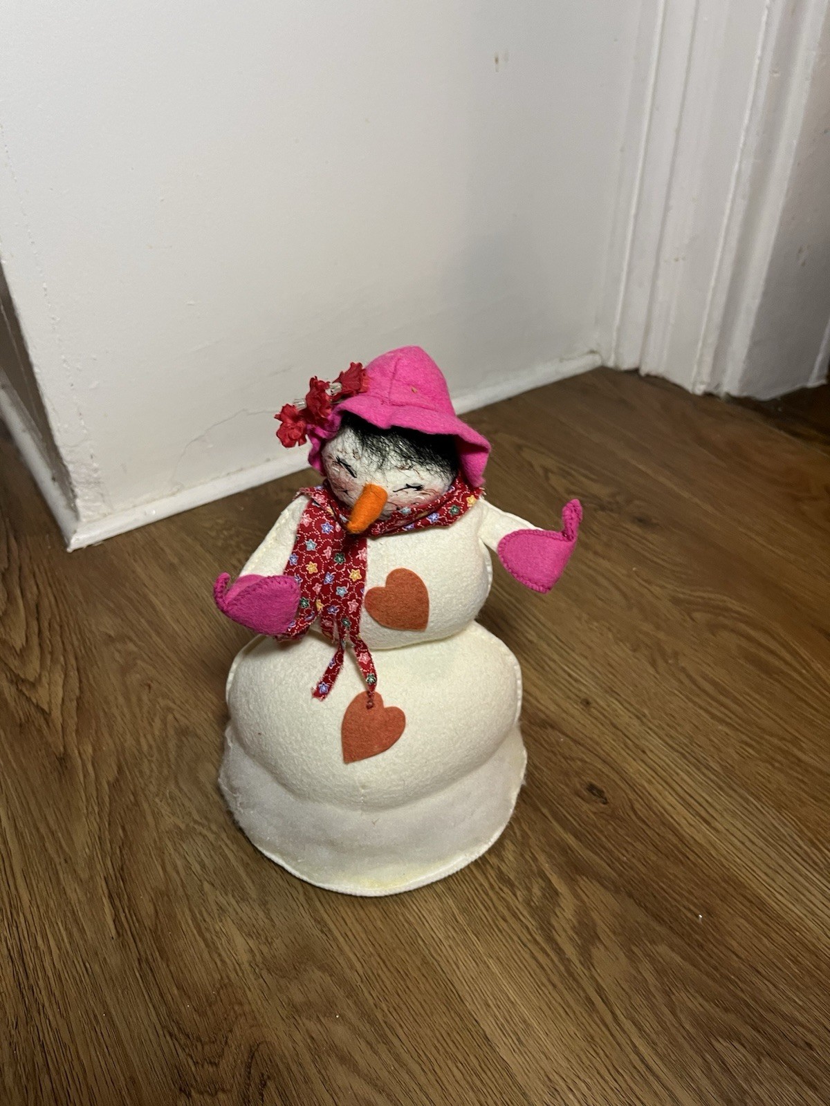 Annalee 10” Sweetheart Snowman 1998 Valentine Doll Vintage Posable