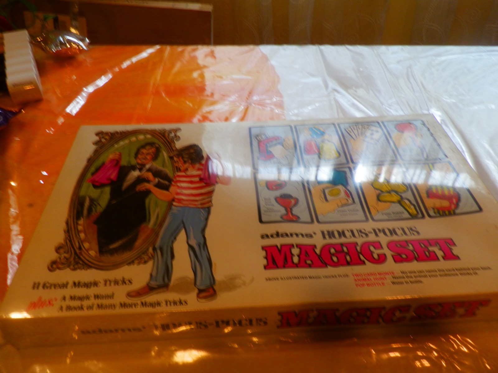 Vintage Adam’s Hocus Pocus Magic Set 1975 Vintage Adam’s Hocus Pocus Magic Set 1975