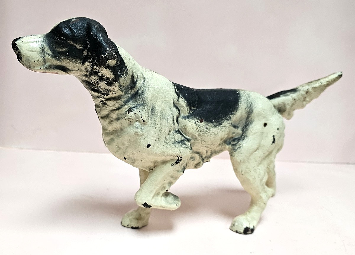 Cast Iron Pointer Dog Doorstop  Antique Vintage Hubley? Circa  1910-1940