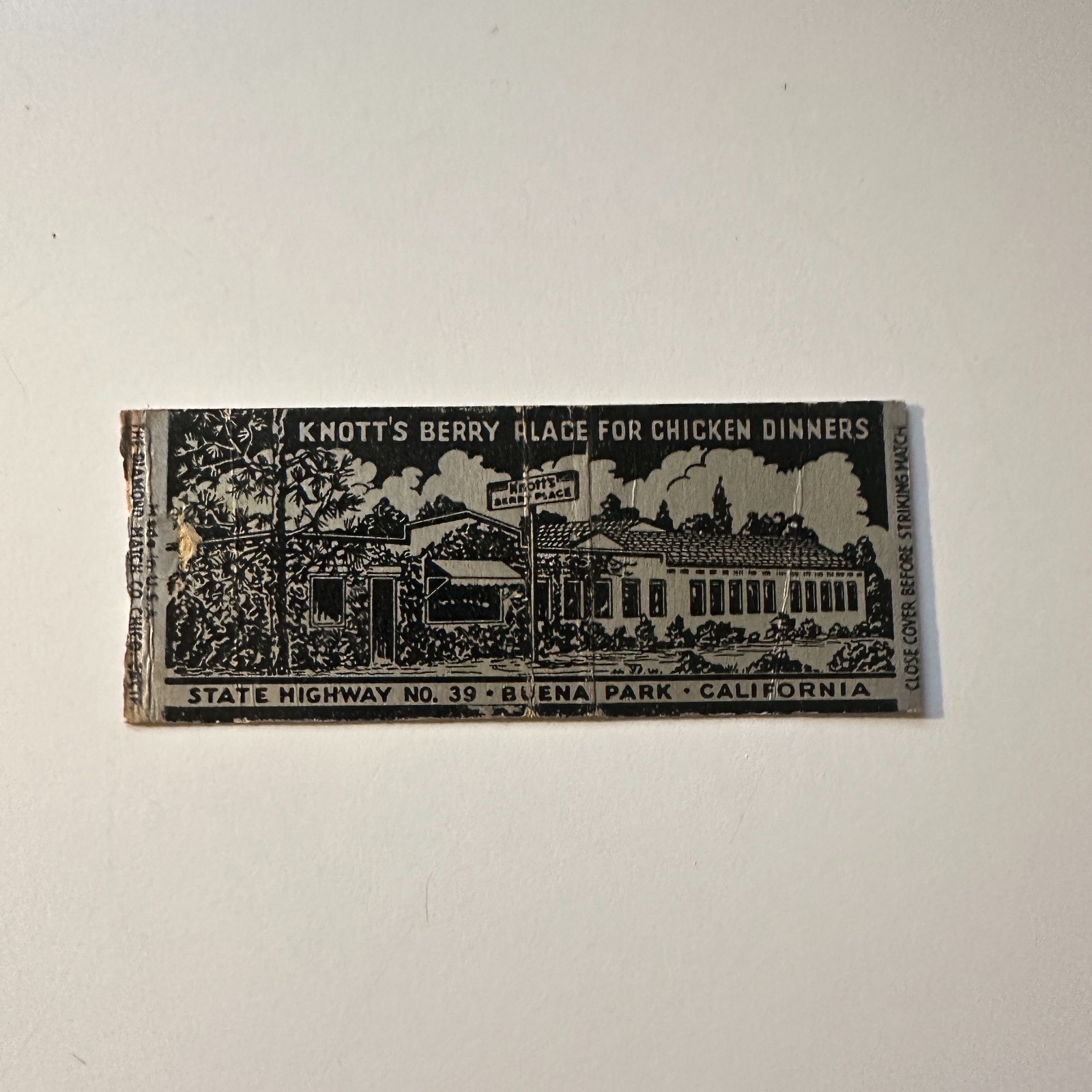Knott's Berry For Chicken Dinners Buena Park CA Vintage Matchbook Cover 5MB126-1