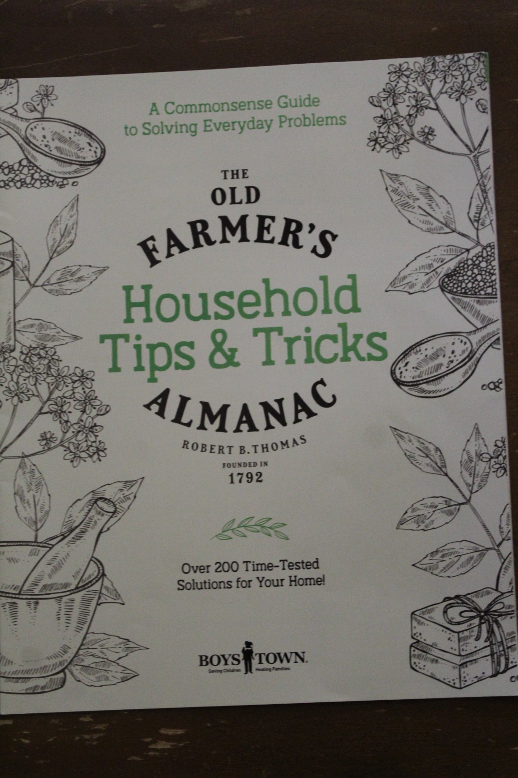 THE OLD FARMERS ALMANAC  HOUSEHOLD TIPS & TRICKS