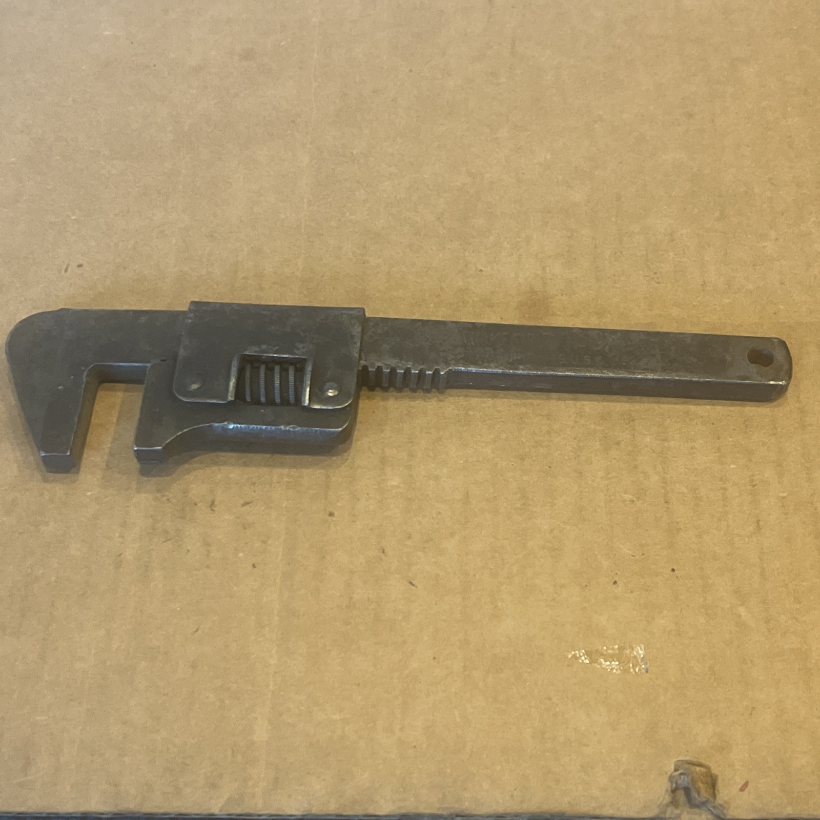 Vintage WAKEFIELD No 19 9-inch Auto Adjustable Monkey Wrench 1922 Patent