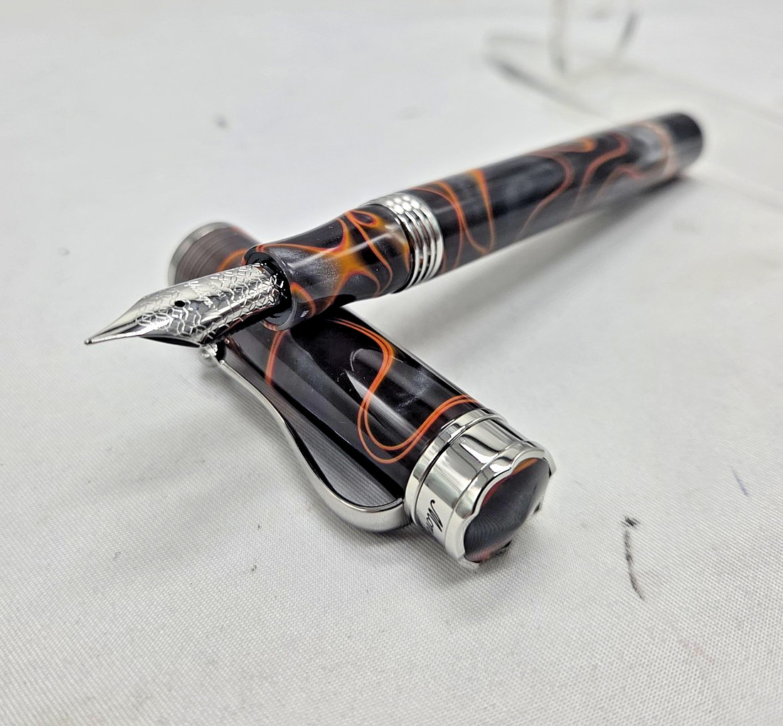 MONTEGRAPPA DUCALE TRAMONTO VENEZIANO FOUNTAIN PEN F NIB