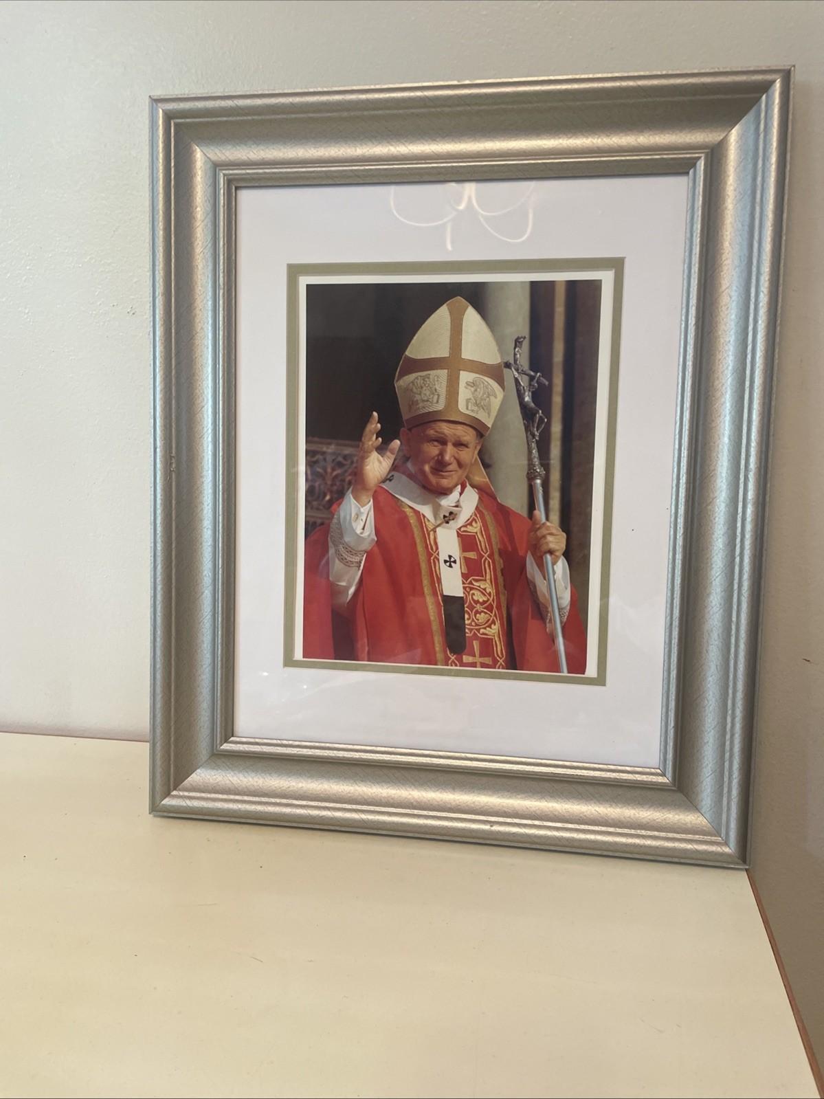 ST. JOHN PAUL II  Waving Large Frame Print 18” H X 14.75” X 3” W. Excellent C.