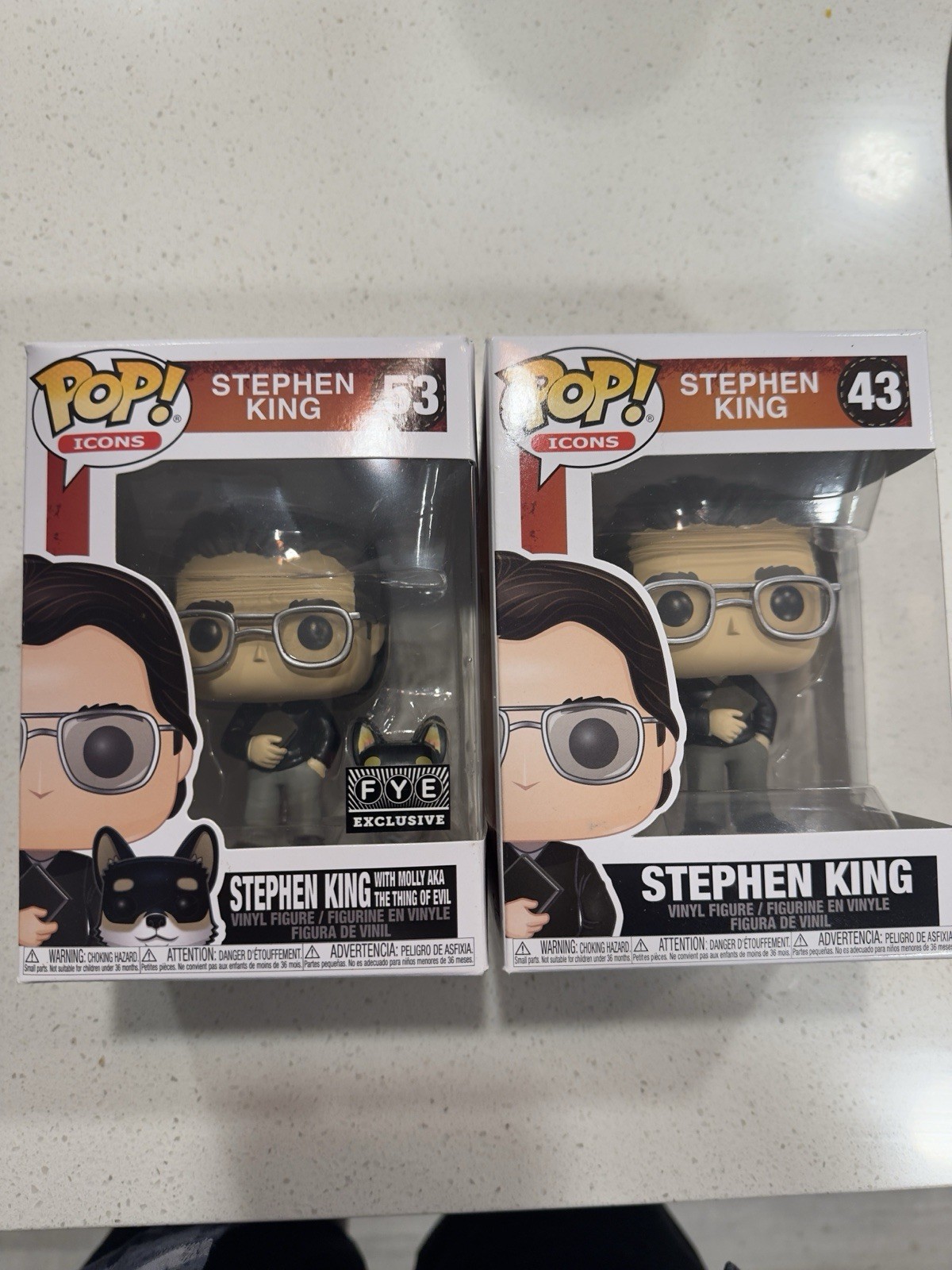 Funko Pop Stephen King w/Molly #53 FYE Exclusive & Stephen King # 43
