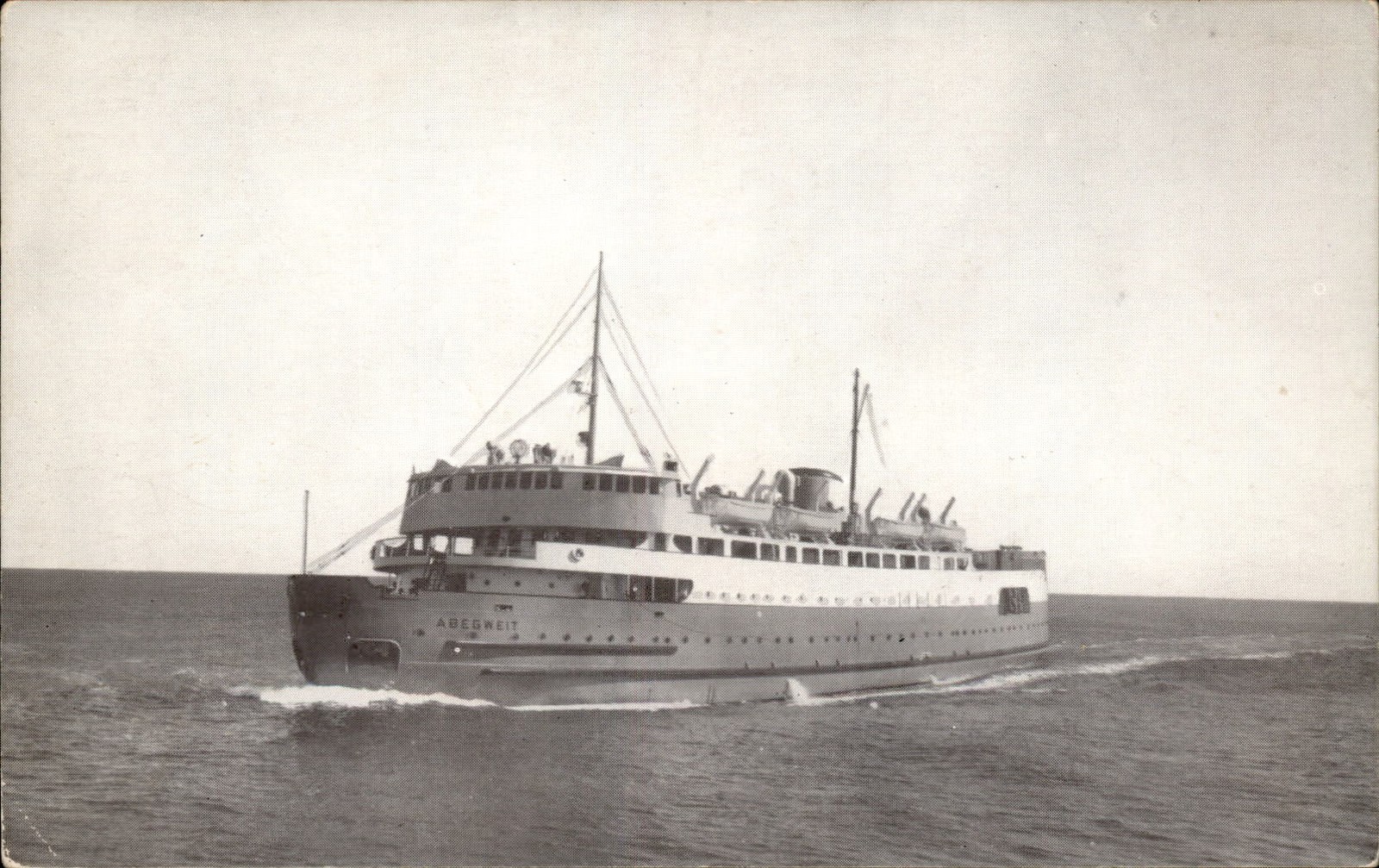 New Brunswick NB Icebreaker Ship Q.S.M.V. Abegweit c1950s-60s Vintage Postcard