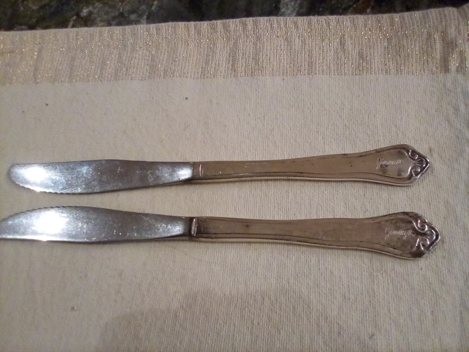 2 Jimmy\'s Harborside Restaurant Boston-- Silverplated Knives