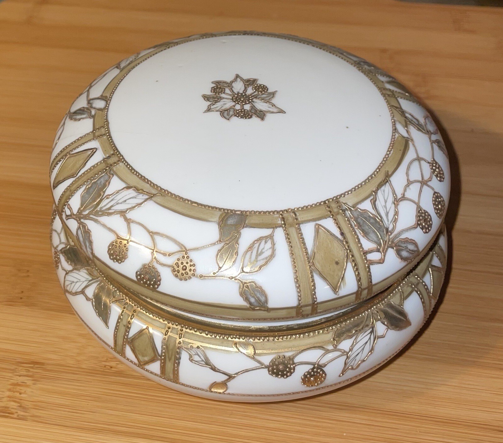 Nippon Powder Box Jar, 5.25” Round, Raised Gold Paint, Chipped Lid Rim