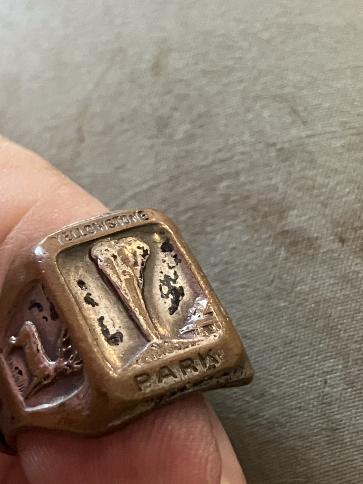 RARE Antique Yellowstone National Park Souvenir Ring 1930s Old Faithful Geyser