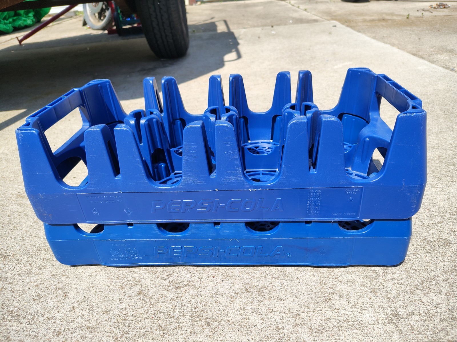 Lot of 2  Pepsi-Cola 2 Liter Plastic 8 Bottle Carrying Tray Carrier Case Crate