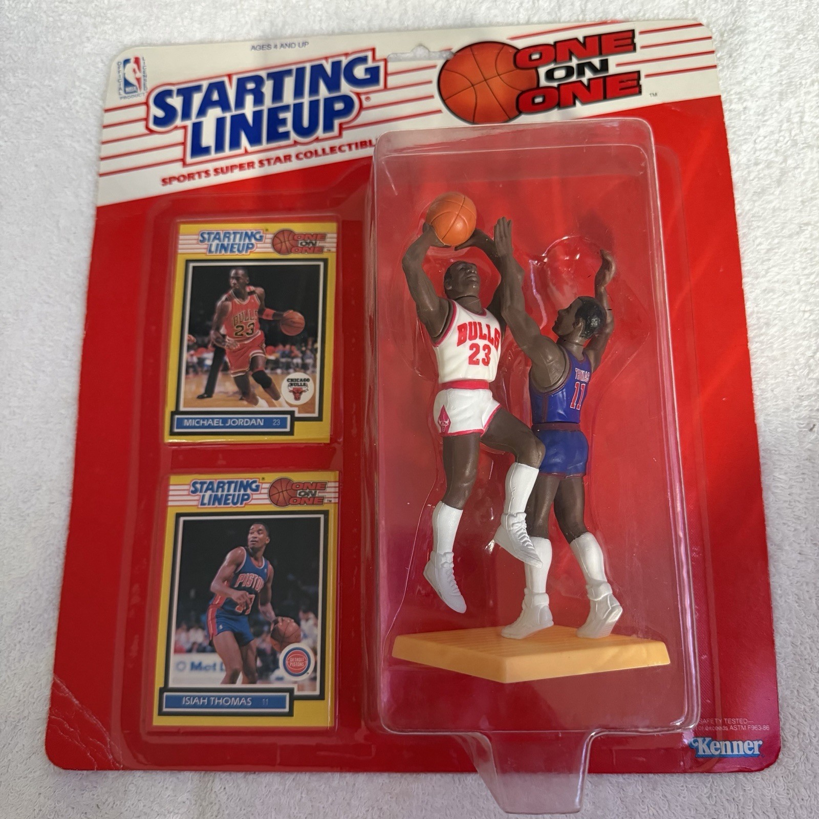 VTG 1989 Kenner Starting Lineup One on One Michael Jordan vs Isiah Thomas Sealed