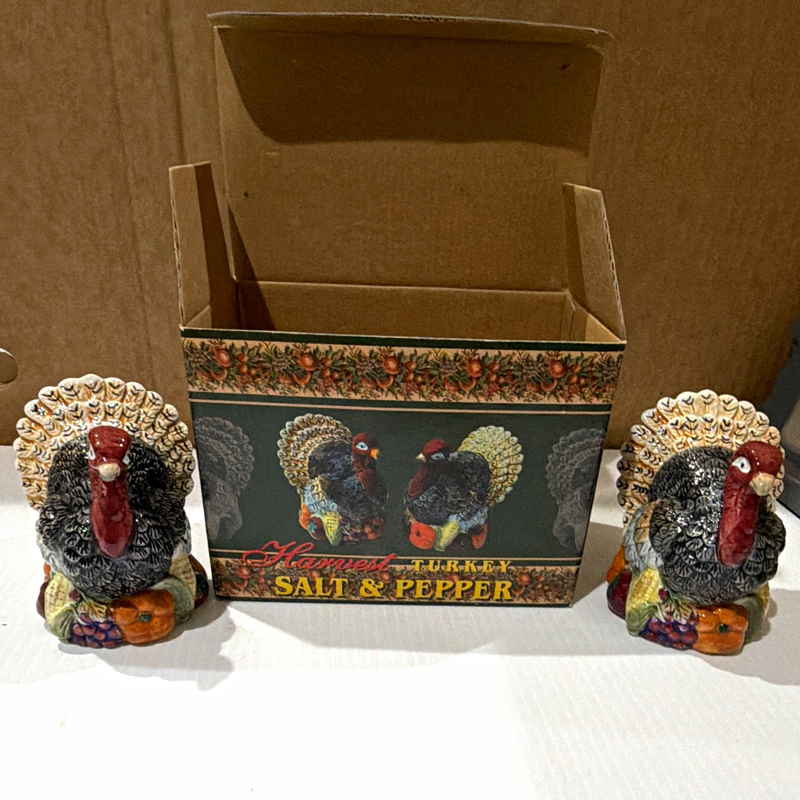 Cracker Barrel Turkey Salt & Pepper Shakers Ceramic Set of 2 Boxed MPN 296470