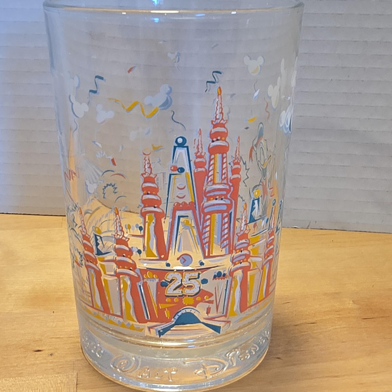 Disney Donald Duck Walt Disney World 25th Anniversary Clear Glass Tumbler