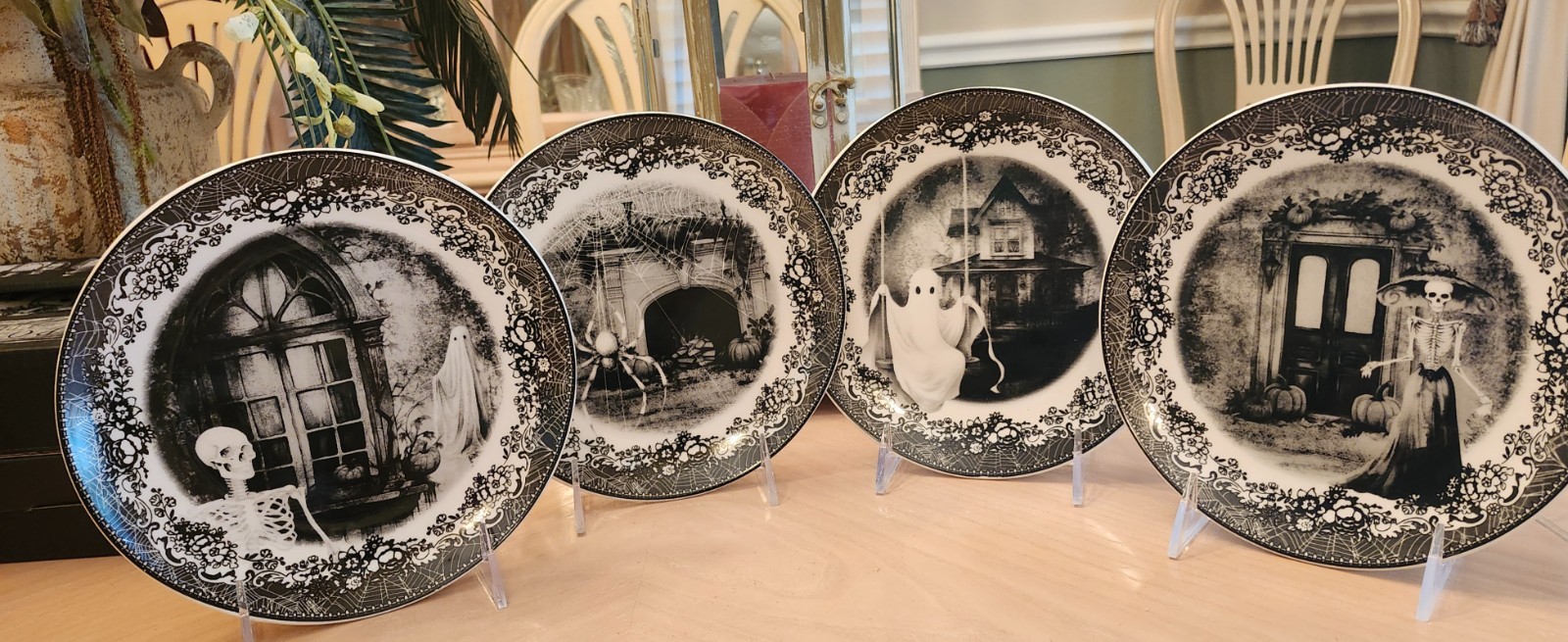 EATON FINE DINING HALLOWEEN SPOOKY HOUSE 4 PLATE SET APPETIZER GHOST GOTHIC EATON FINE DINING HALLOWEEN SPOOKY HOUSE 4 PLATE SET APPETIZER GHOST GOTHIC