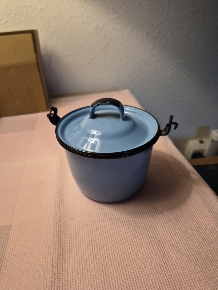 Vtg Enamelware Pot Lid & Bale Handle Light Blue w/ Black Trim 2 Cups Vtg Enamelware Pot Lid & Bale Handle Light Blue w/ Black Trim 2 Cups