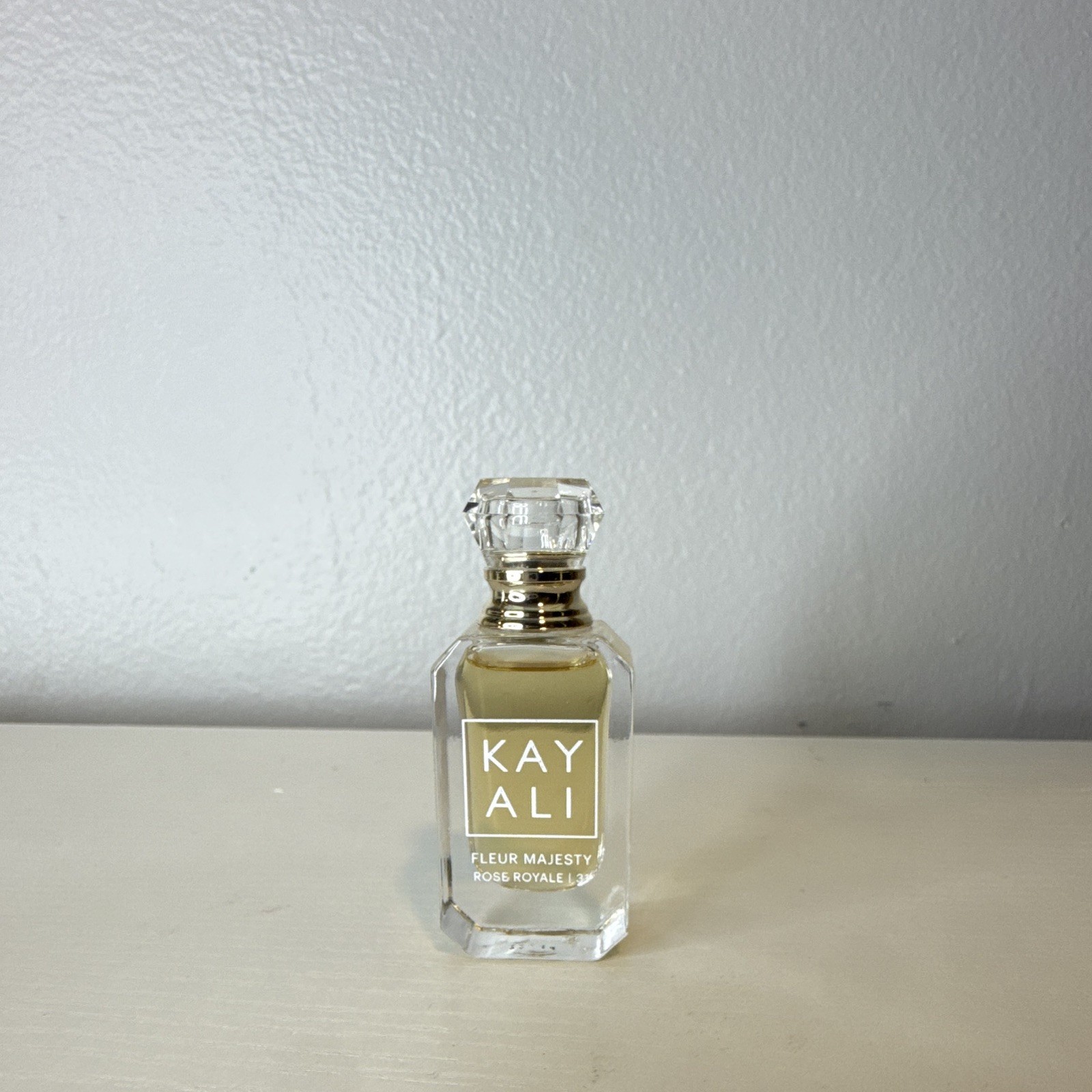 KAYALI Fleur Majesty Rose Royale Eau de Parfum Miniature 5 ml / 0.17 fl oz