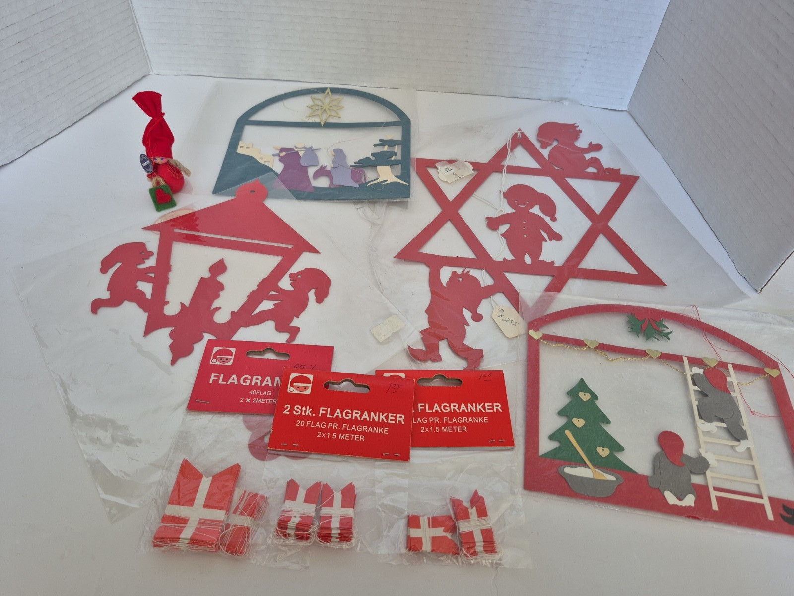 Danish Vintage Christmas Die Cut Paper Denmark Flag Vine Garland Holboll Figure