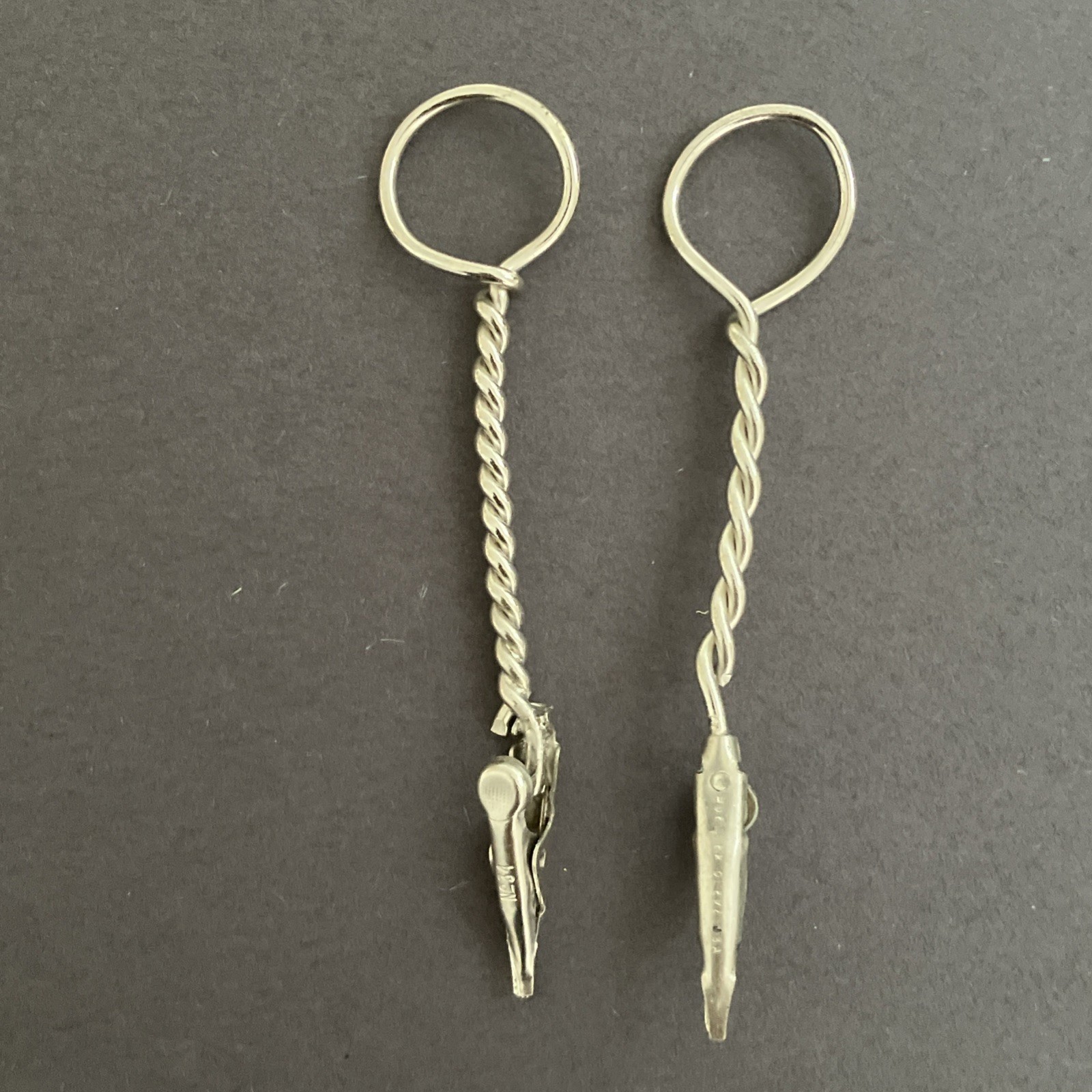 Pair of Vtg Mueller No 34 Cigarette Holder Finger Ring Roach Clip Smoke Wand