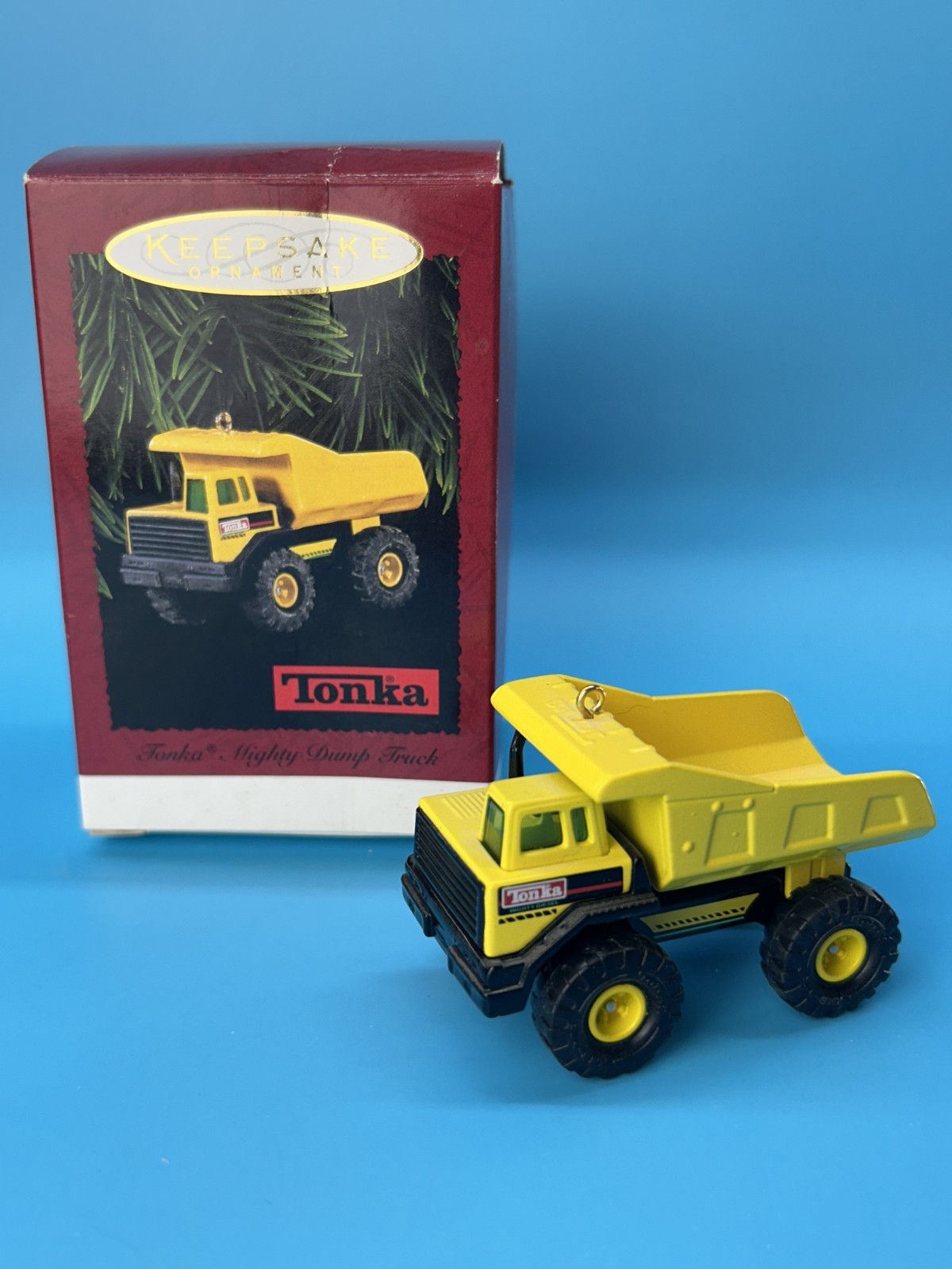 Hallmark Keepsake Tonka Mighty Dump Truck 1996 Christmas Ornament QX6321 New