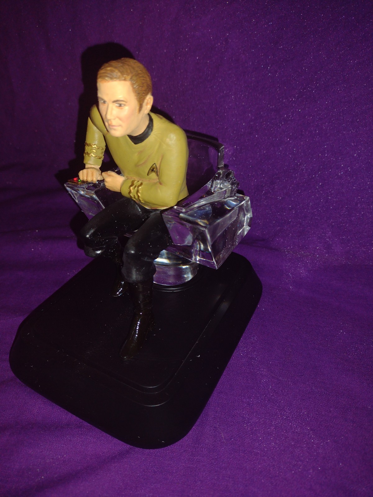 Franklin Mint Star Trek Legends die cast and crystal James T Kirk