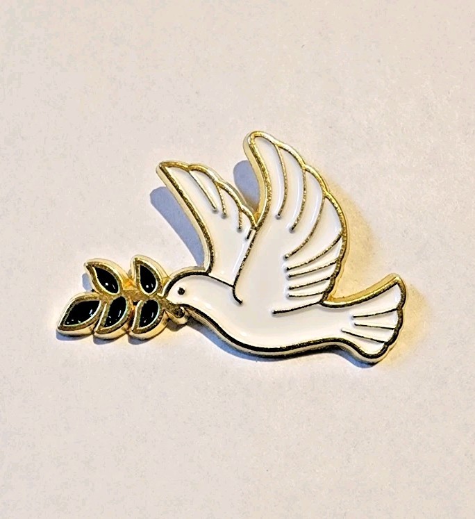 White Peace Dove Holding An Olive Branch Lapel Brooch Hat Pin