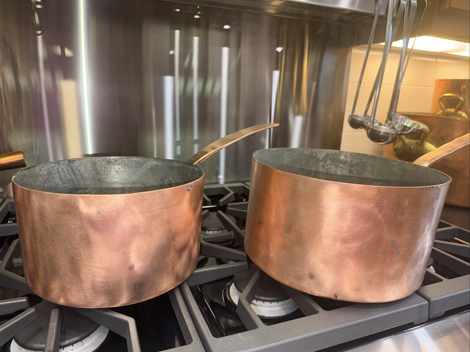 Beautiful Set Of 2 Vintage Rustic Copper Pans