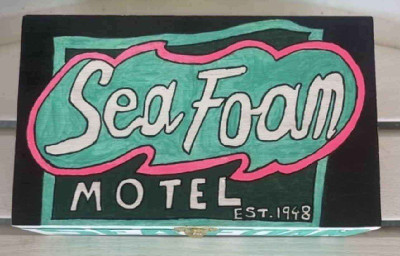 Sea Foam Motel Nags Head North Carolina Keepsake Souvenir Box Sea Foam Motel Nags Head North Carolina Keepsake Souvenir Box