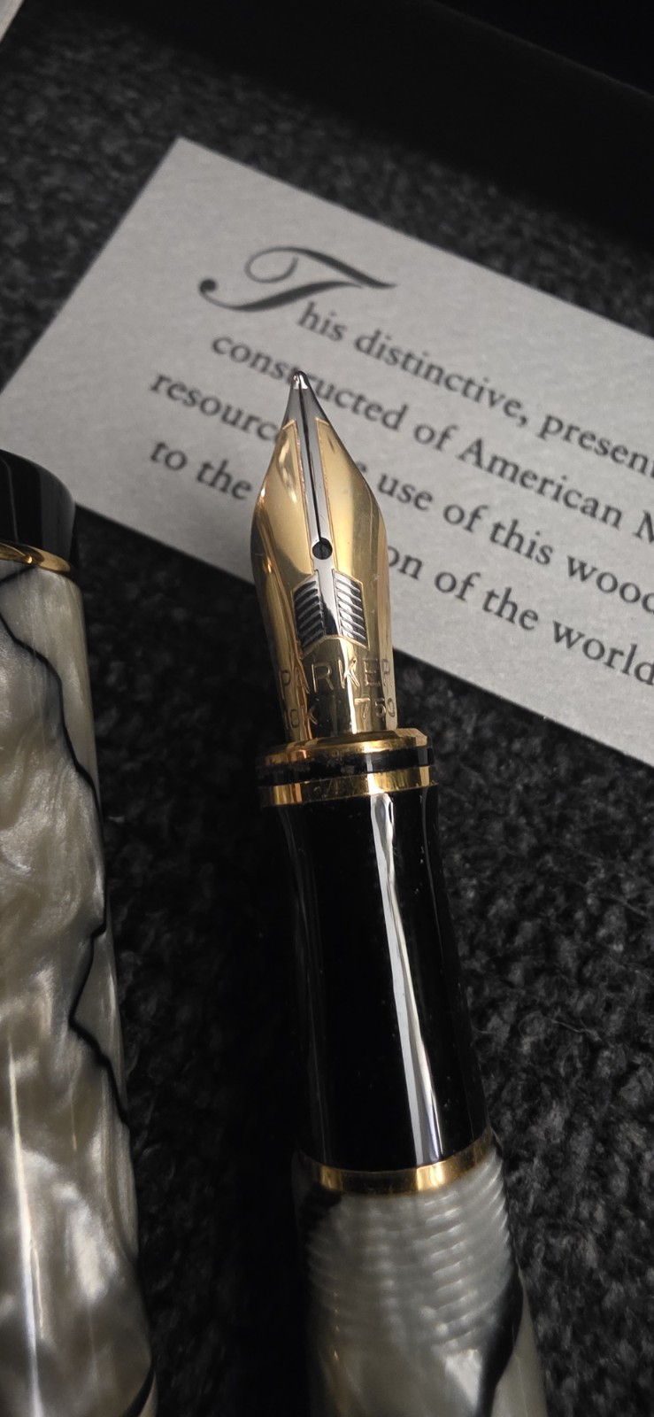 Parker Duofold International Fountain Pen | Pearl & Black 18k Gold B Nib | UK Parker Duofold International Fountain Pen | Pearl & Black 18k Gold B Nib | UK