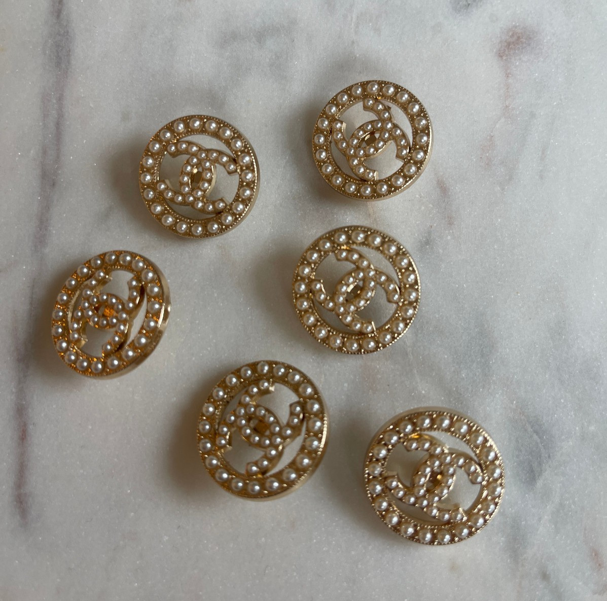 STAMPED lot of 10 Designer Gold Pearl Button 24mm