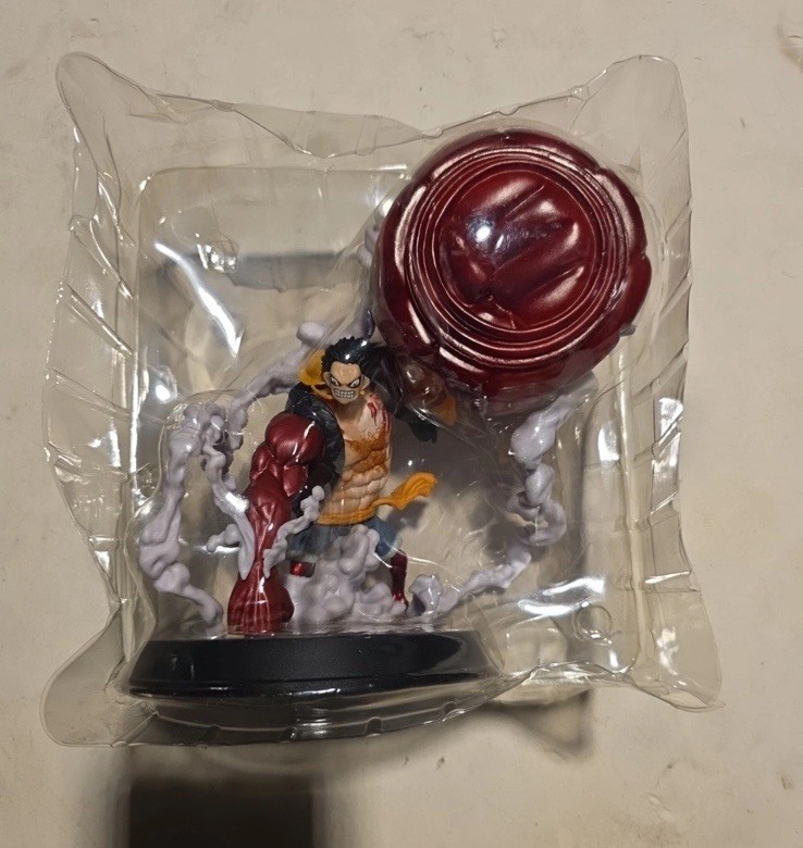 Anime Monkey D Luffy Big Fist One Piece Action Figure NEW - damage packaging