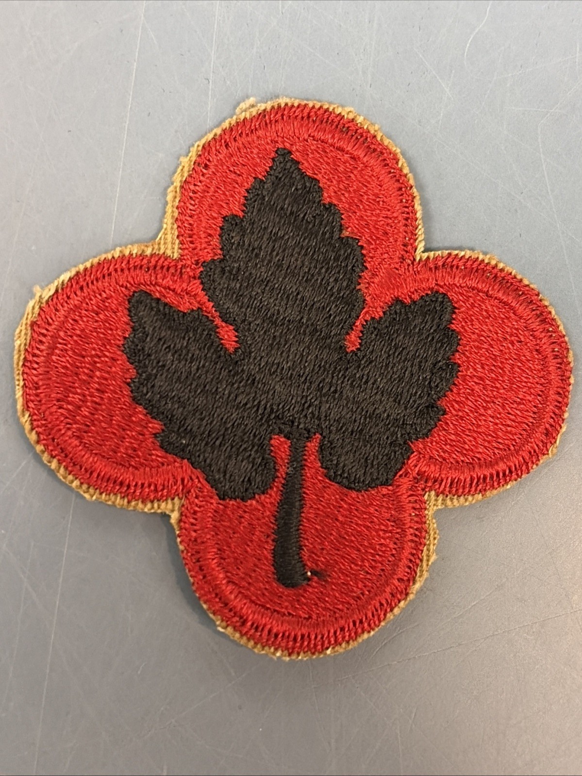 VINTAGE WWII 43RD INFANTRY DIVISION CLASS A PATCH RED WITH BLACK LEAF