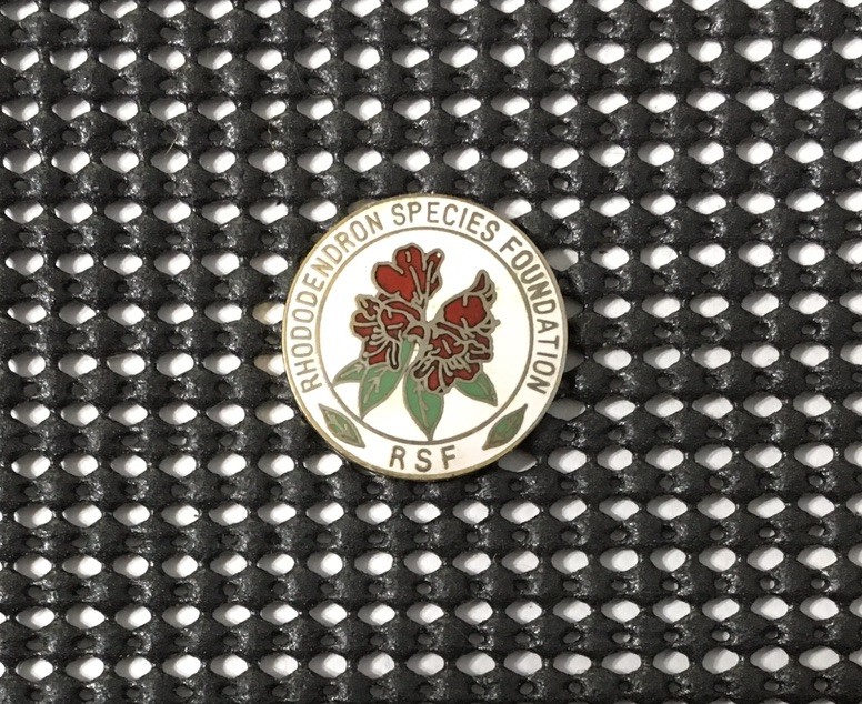 Vintage RHODODENDRON SPECIES FOUNDATION Flowers RSF Logo Lapel Hat Pin