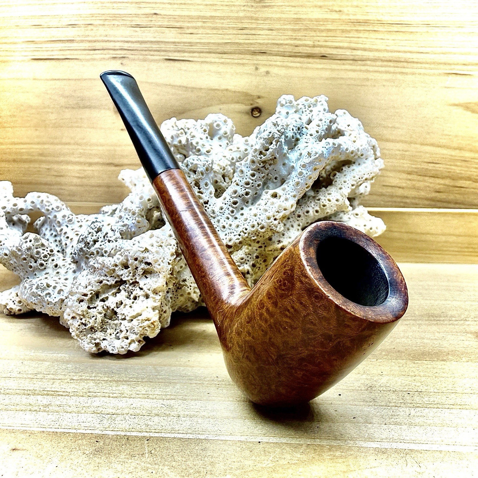 28g VINTAGE PEER IMPORT (PIPE-DAN?) SHAPE SMOOTH CHIMNEY DENMARK ESTATE PIPE