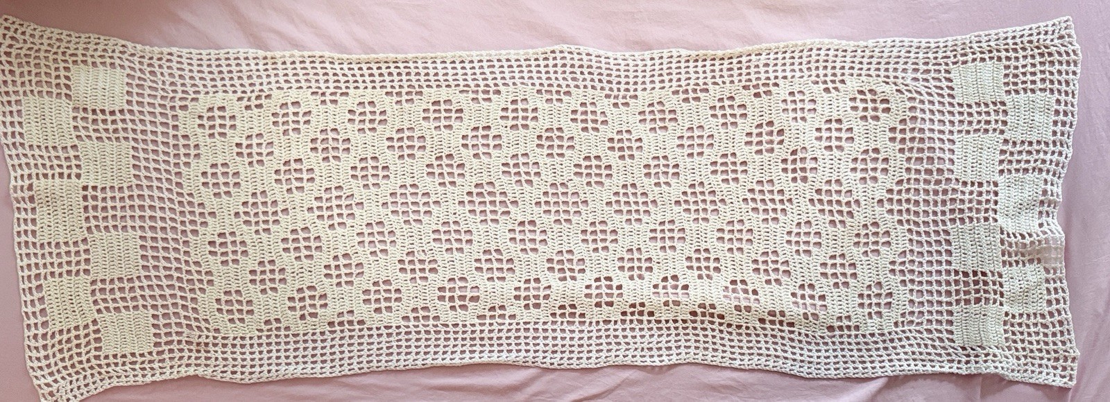 Vintage Hand Crochet Table Runner Cream 15”W x 41”L Vintage Hand Crochet Table Runner Cream 15”W x 41”L