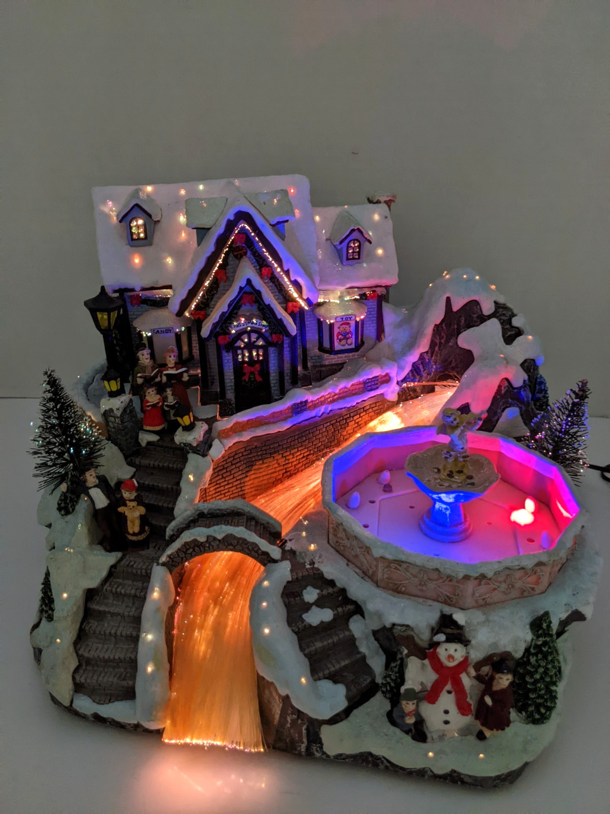 Avon Christmas Fiber Optic Lighted Musical Scene With Fountain - READ NOTE