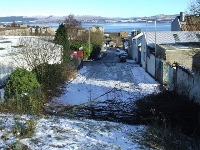 Photo 6x4 Dellingburn Street Greenock\\/NS2776 The street ends abruptly in c2009