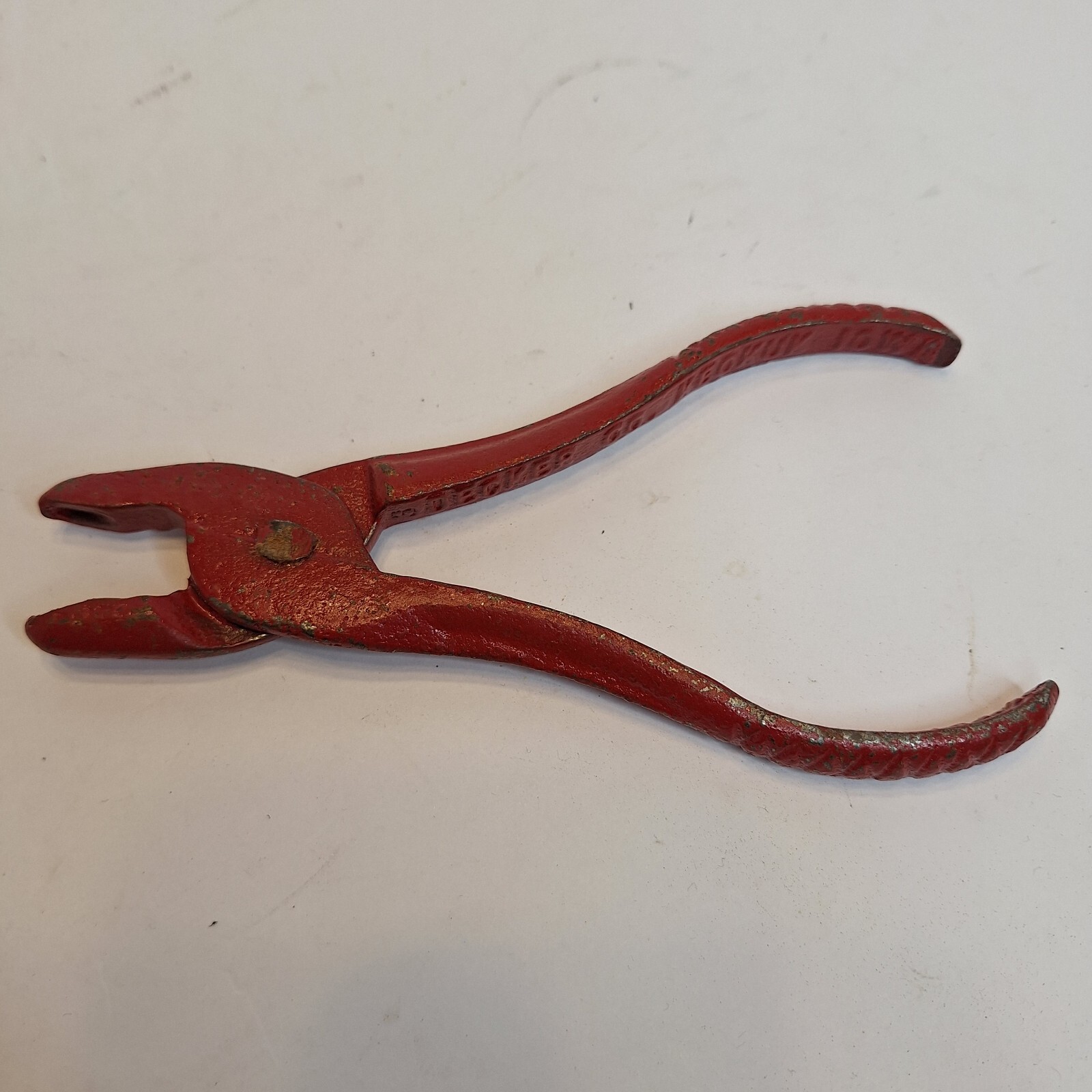 Decker Hog Ring Pliers Keokuk Iowa Original Red Vintage