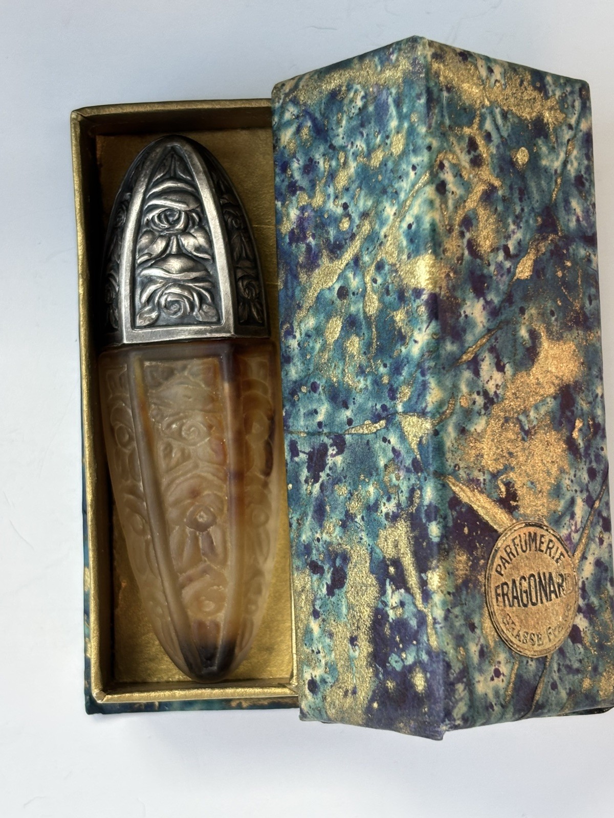 RARE Vintage Fragonard XMAS E Mini Perfume Bottle Ornate Metal Cap Original Box RARE Vintage Fragonard XMAS E Mini Perfume Bottle Ornate Metal Cap Original Box
