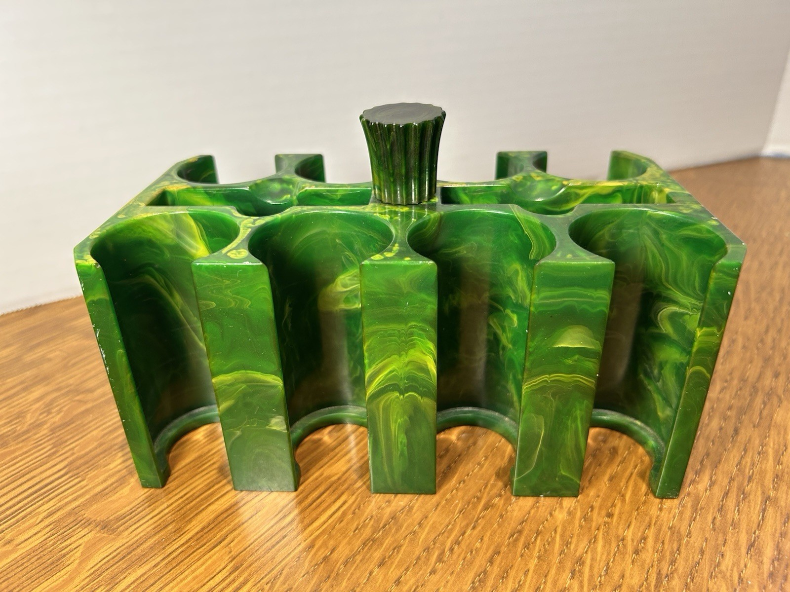 Fantastic Green & Yellow Swirl Catalin Bakelite Poker Chip Caddy 785.9g Fantastic Green & Yellow Swirl Catalin Bakelite Poker Chip Caddy 785.9g