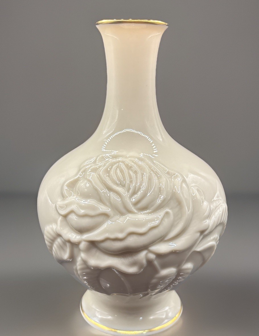 Vintage Lenox Antique Rose Collection Ivory White Bud Vase Gold Trimmed